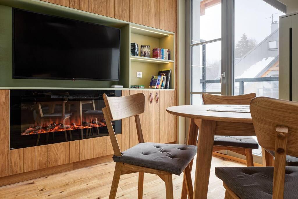 Brand New Mountain Studio & Balcony Harrachov Buitenkant foto